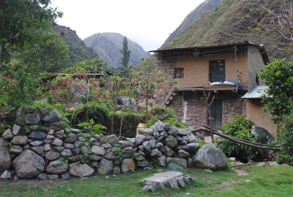 Peruvian homes | Sights to See When You Hike the Inca Trail