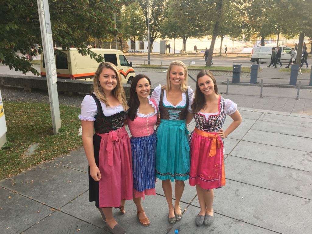 Dirndl for the ladies