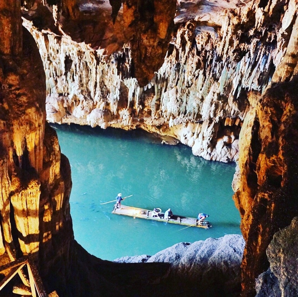 Lod cave Thailand Travel Guide