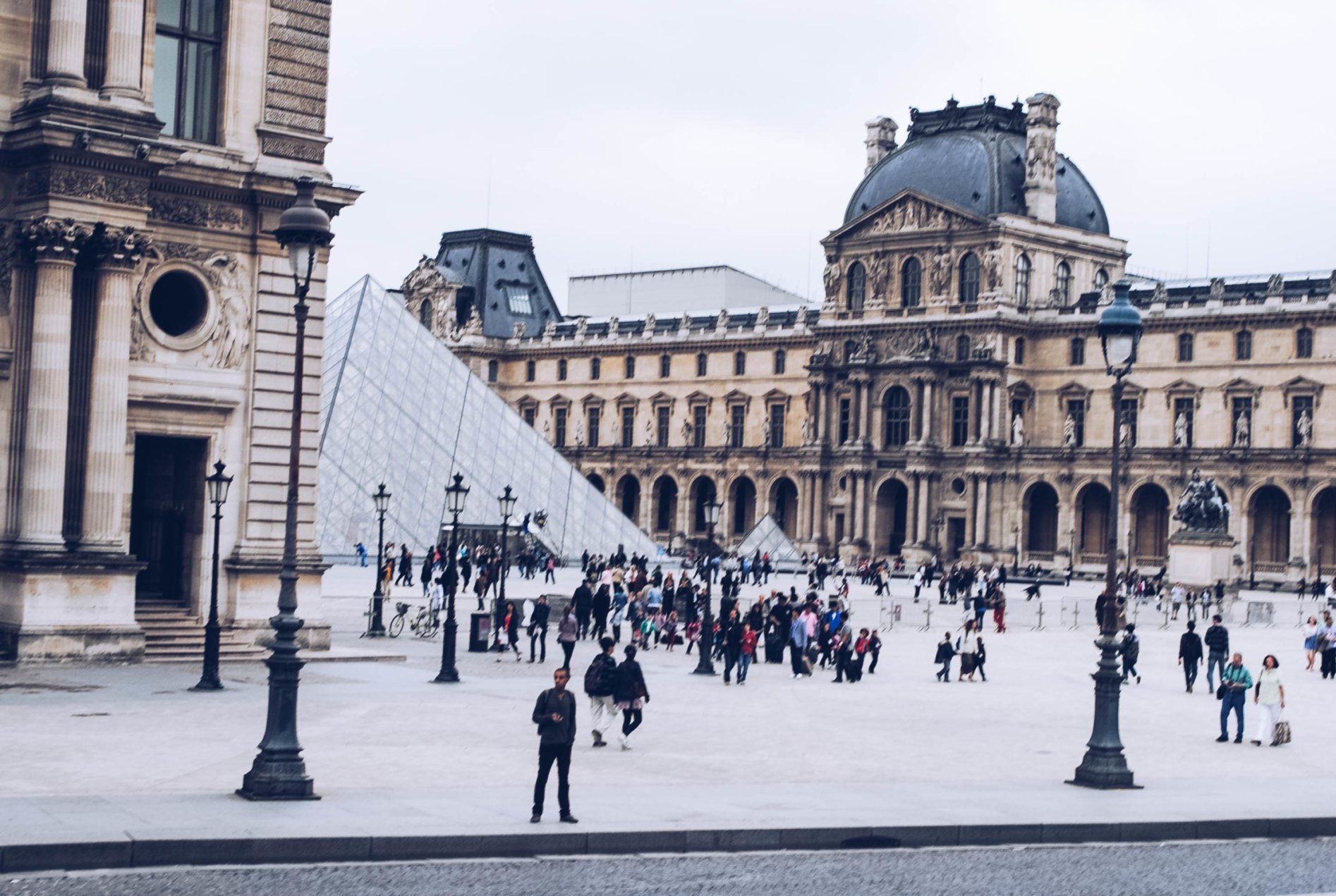 louvre paris