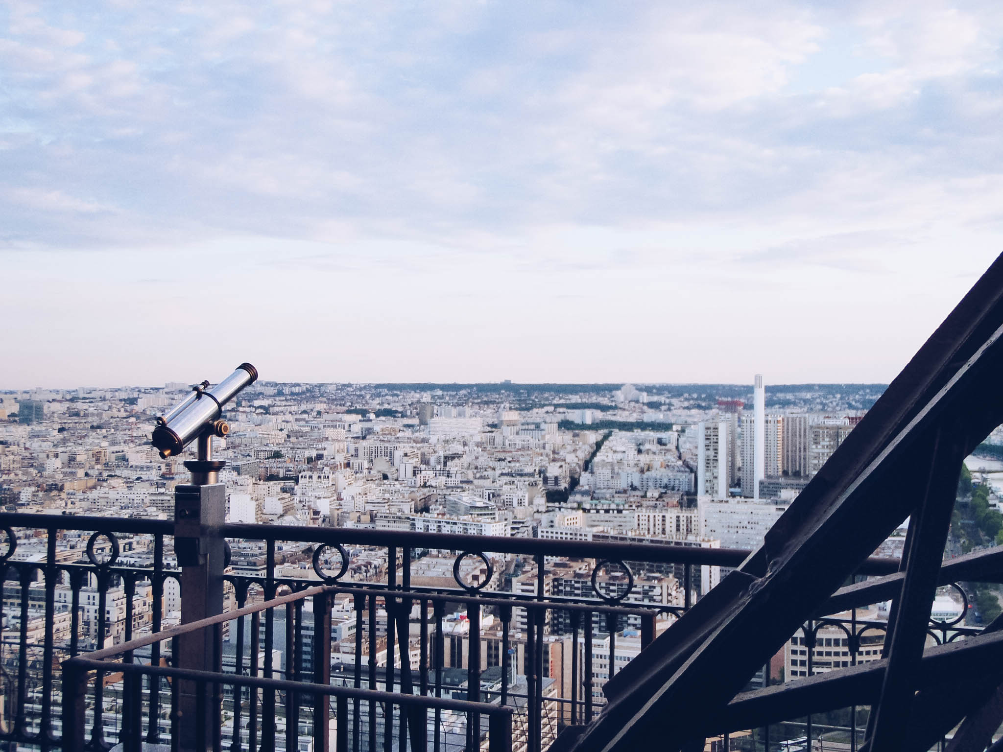 Eiffel tower view deck
