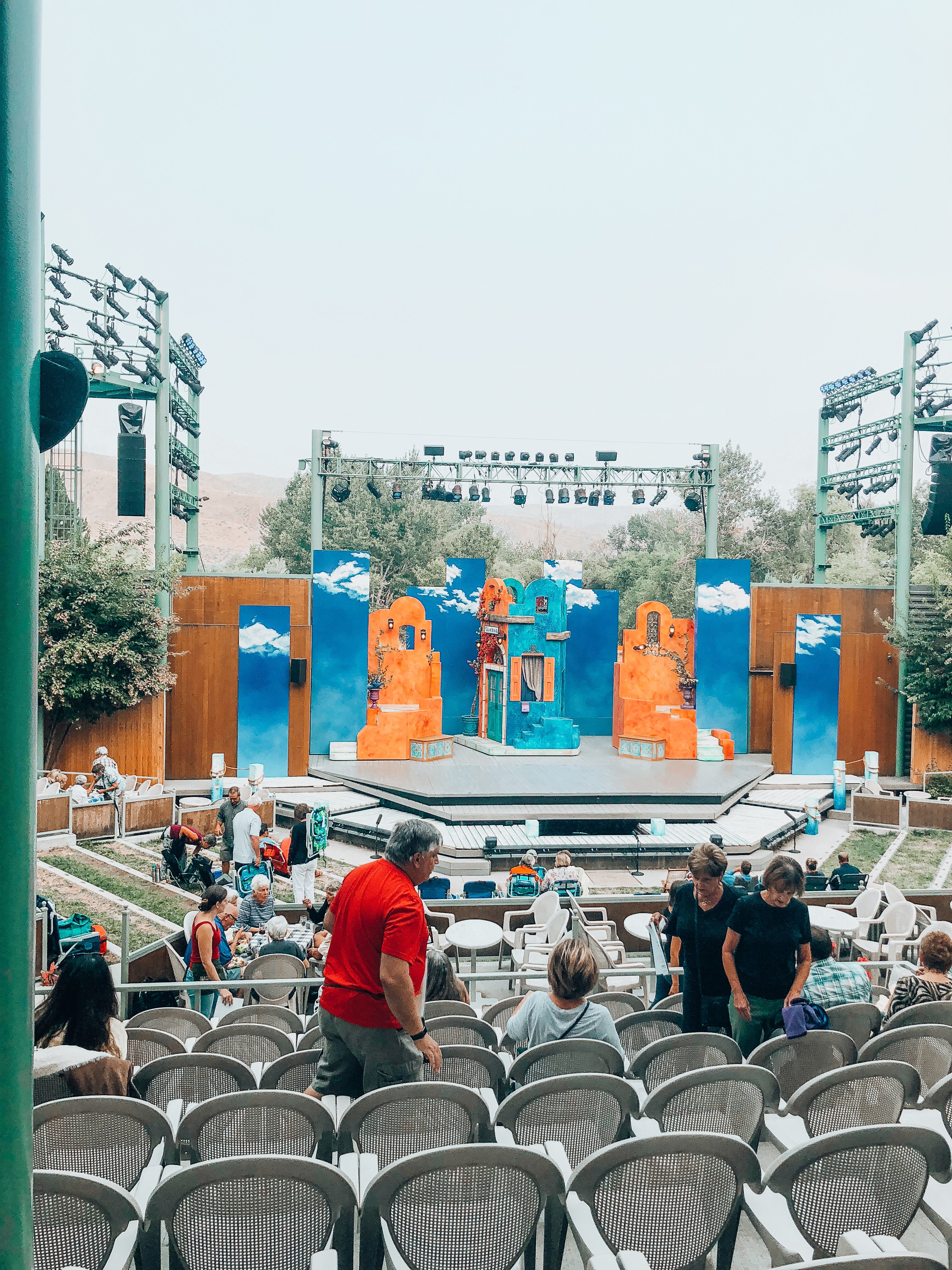 outdoor amphitheater seating
