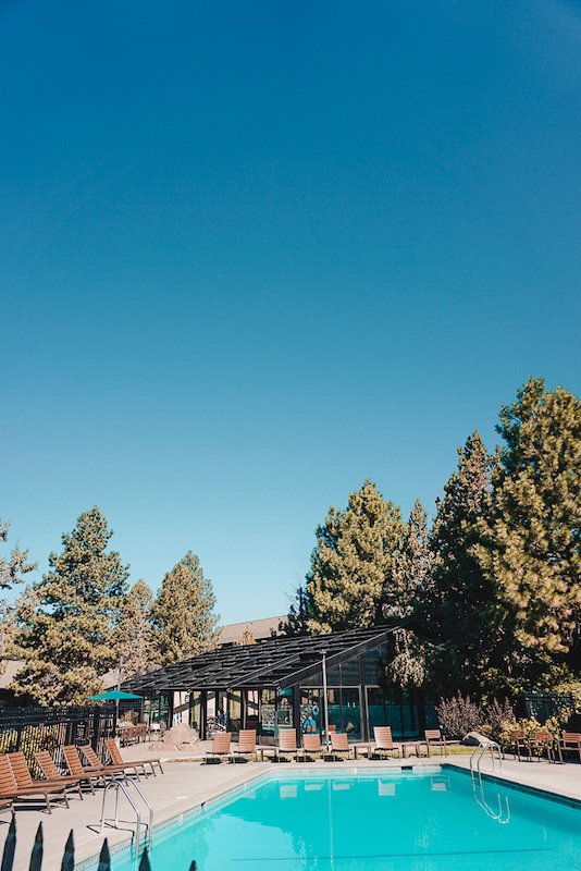 riverhouse on the deschutes outdoor pool