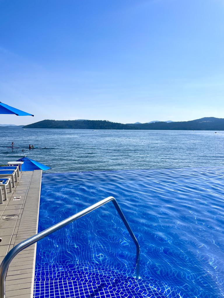 infinity pool at the coeur d'alene resort