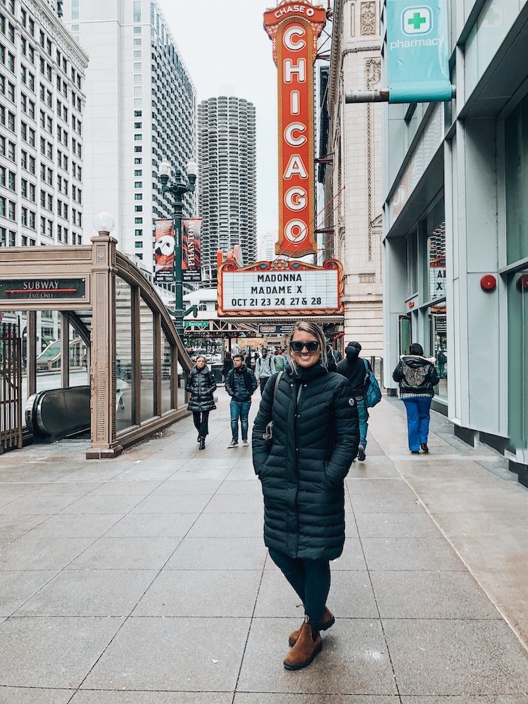 chicago theatre sign
