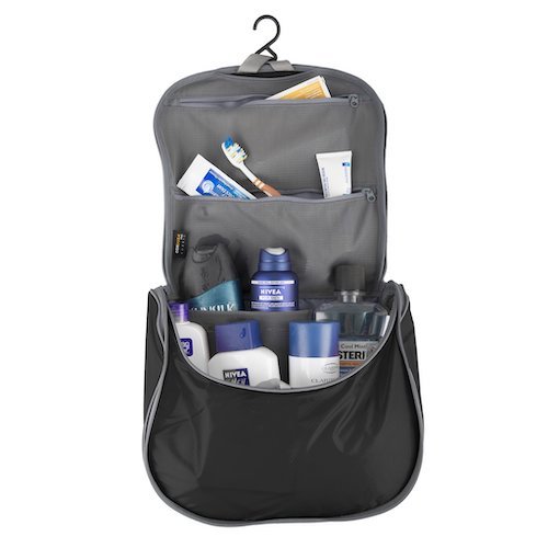 HANGING TOILETRY