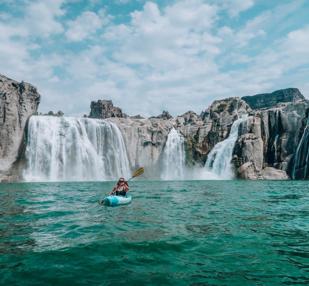 A Guide to Kayaking to Shoshone Falls