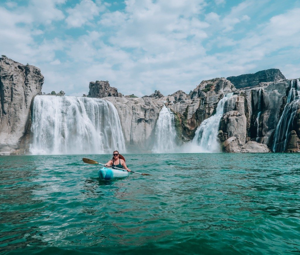 A Guide to Kayaking to Shoshone Falls