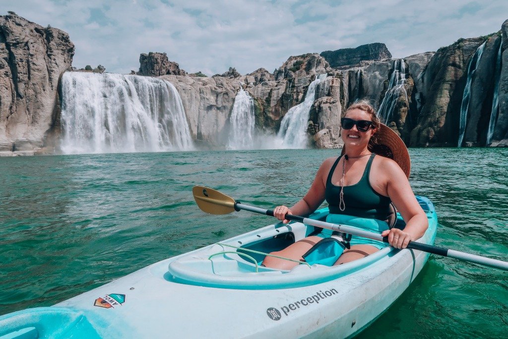 A Guide to Kayaking to Shoshone Falls