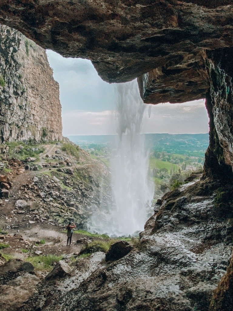 A Guide to Kayaking to Shoshone Falls