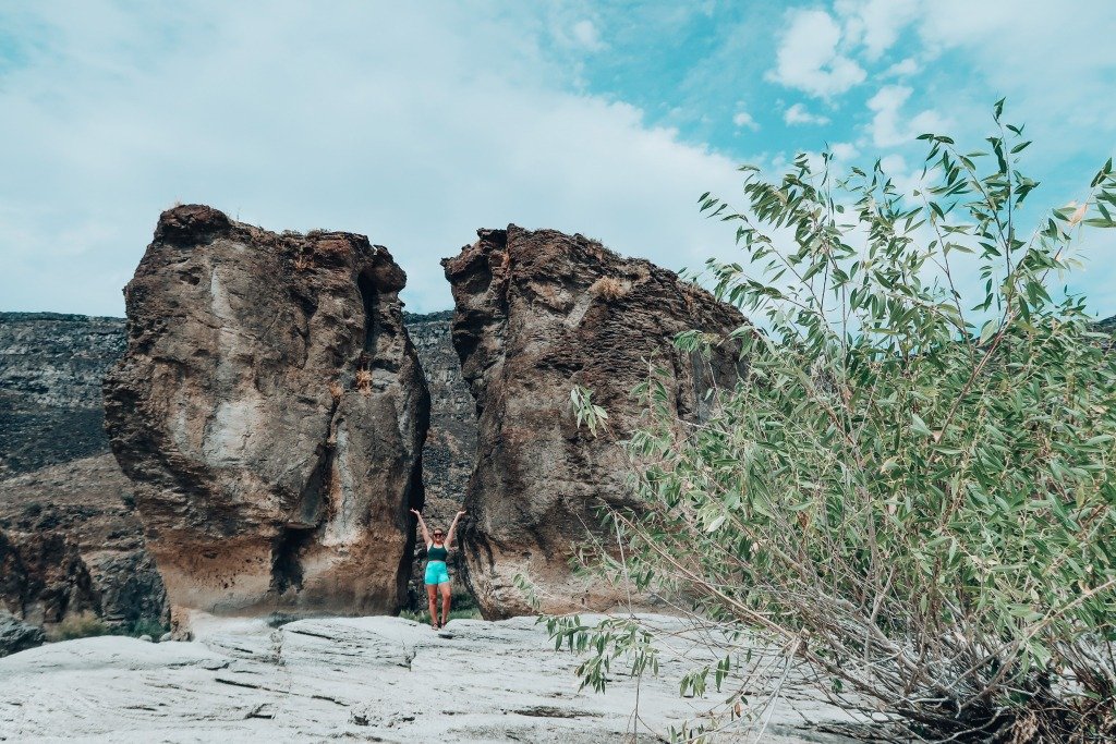 A Guide to Kayaking to Shoshone Falls