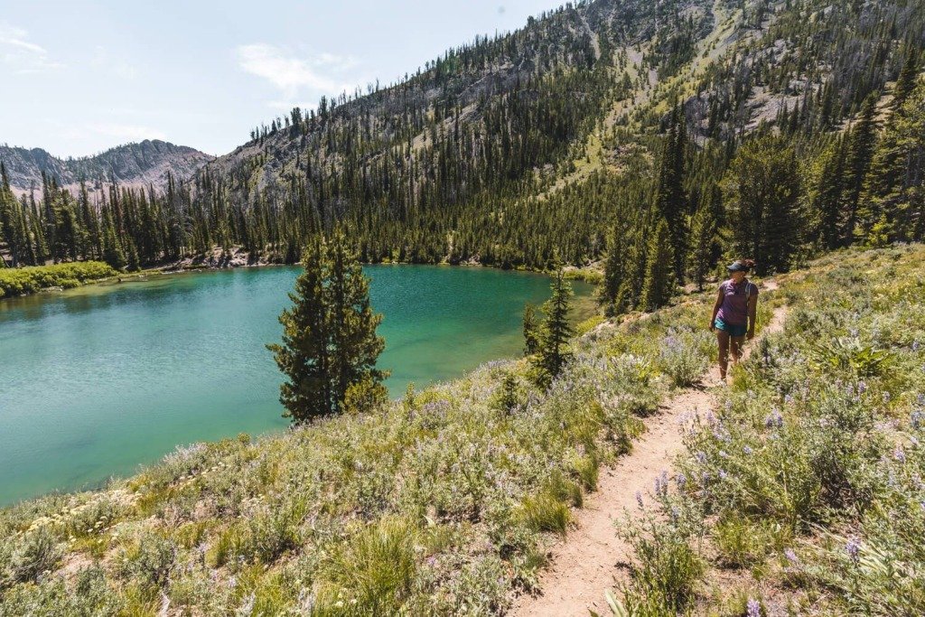 Titus Lake hiking trail