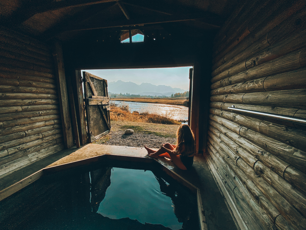 Hot Spring Etiquette Guide: Know Before You Go