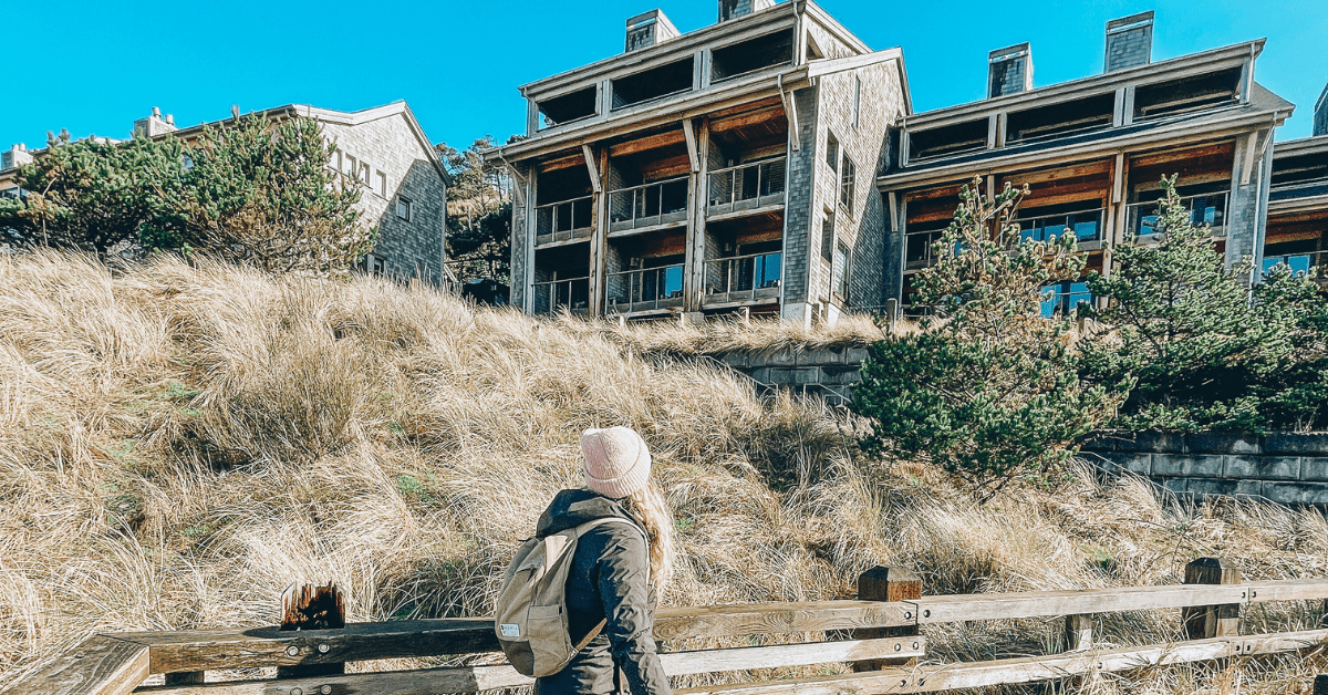 Headlands Coastal Lodge