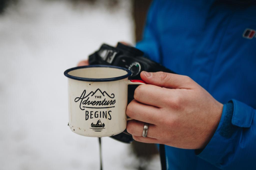 16 Winter Car Camping Essentials