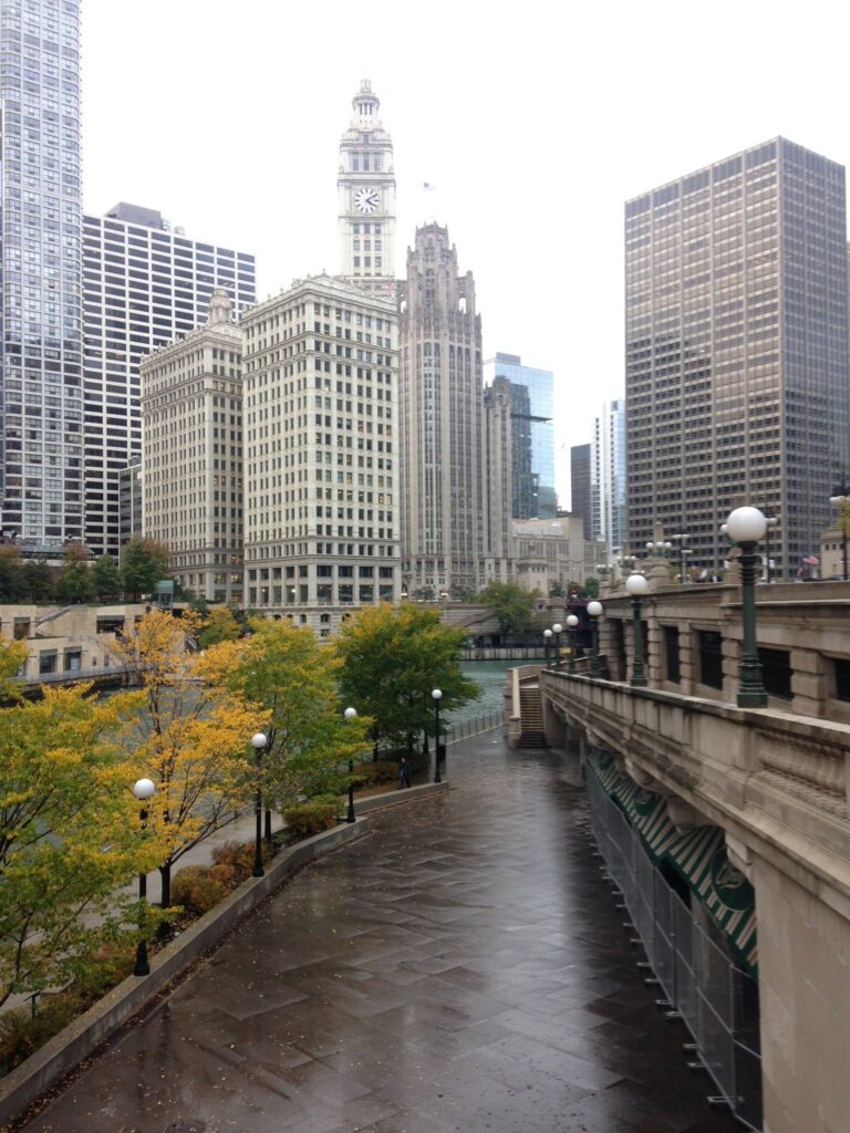Reasons buildings Reasons To Visit Chicago