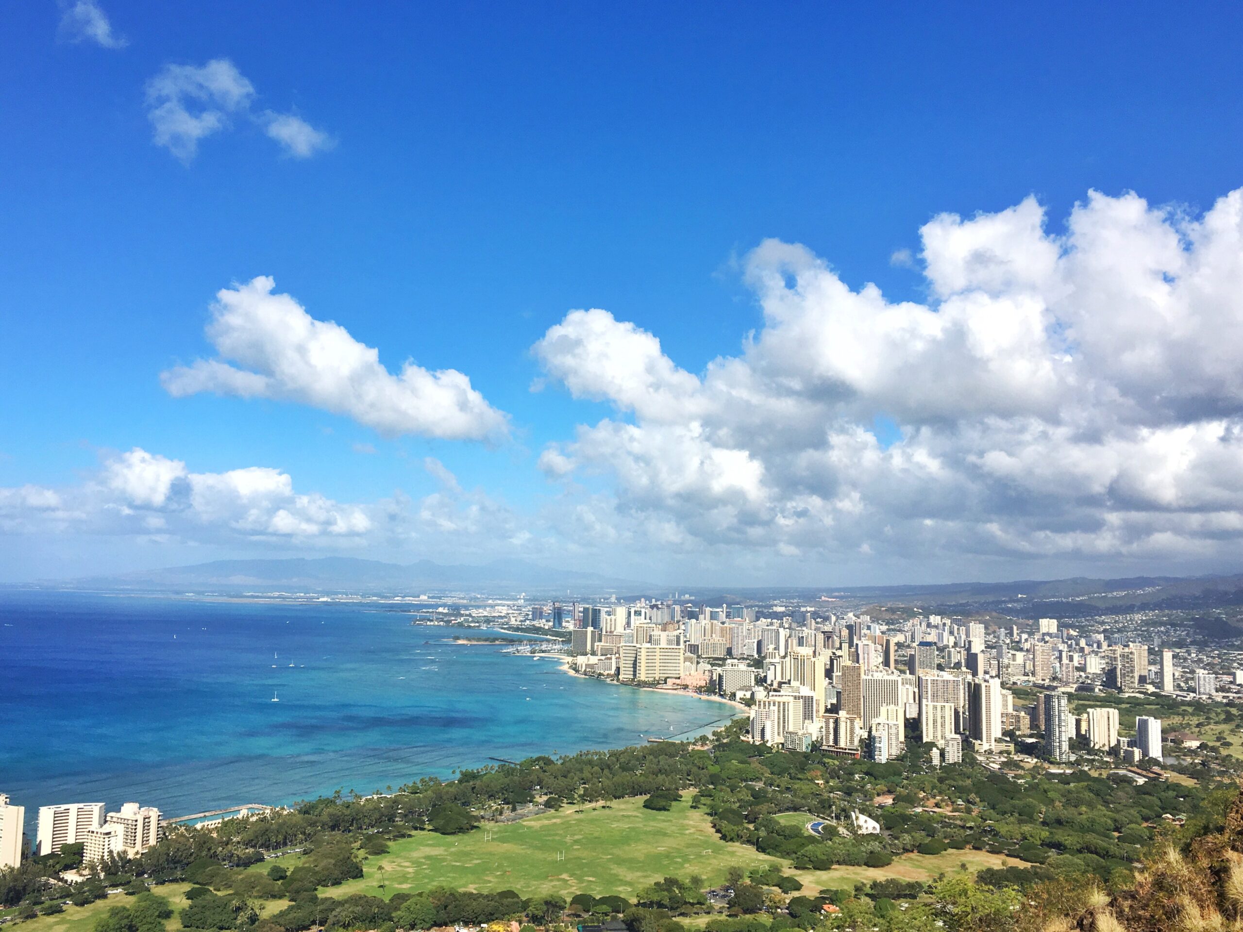 Traveling Solo in Oahu Traveling Solo in Oahu with the Lokely App | Traveling Spud
