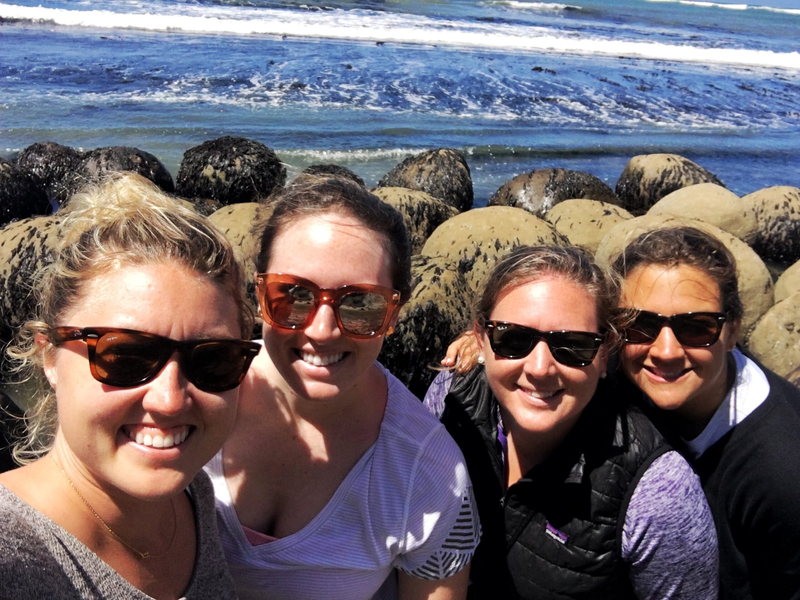 Bowling Ball beach travel 2 Nights in Mendocino California | Traveling Spud