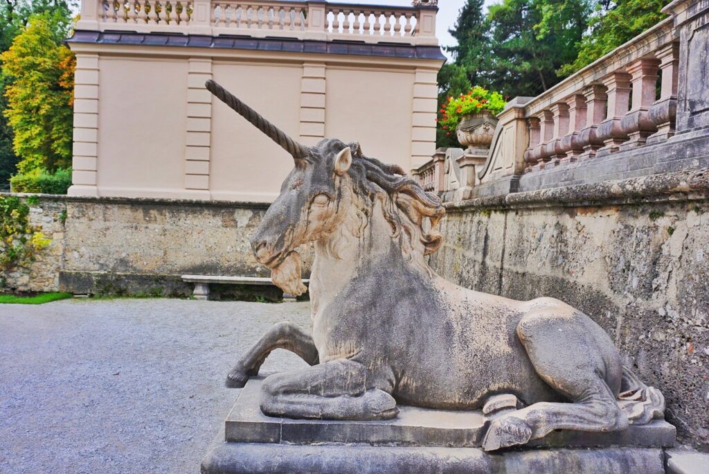 Mirabellplatz unicorn Mirabellplatz unicorn