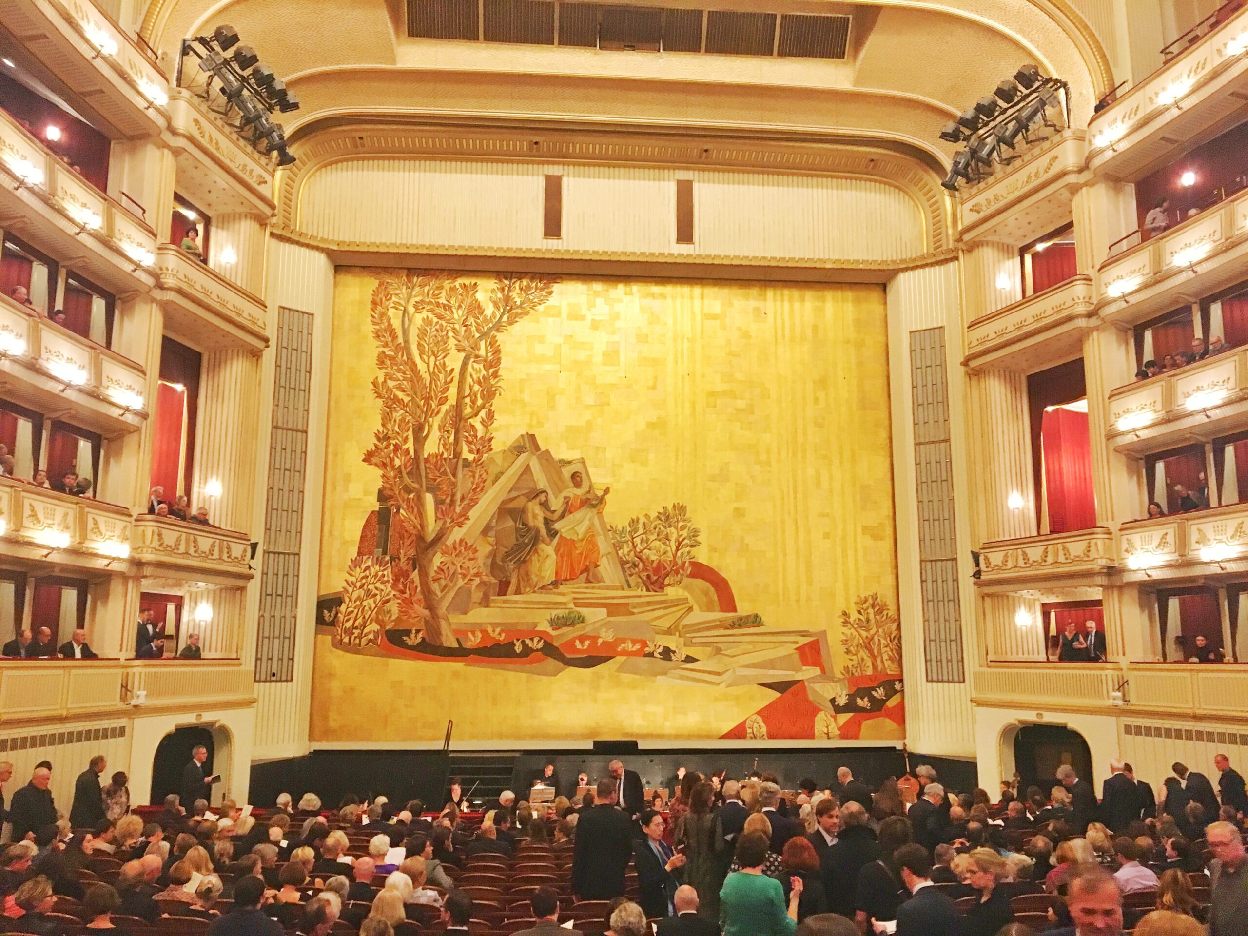 Vienna Opera - Diaries From Around the World: 1 Month