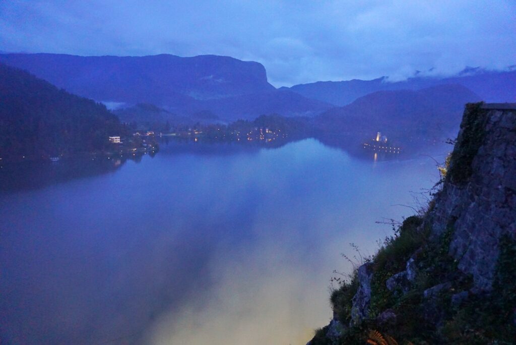 Foggy Lake Bled Foggy Lake Bled, Slovenia