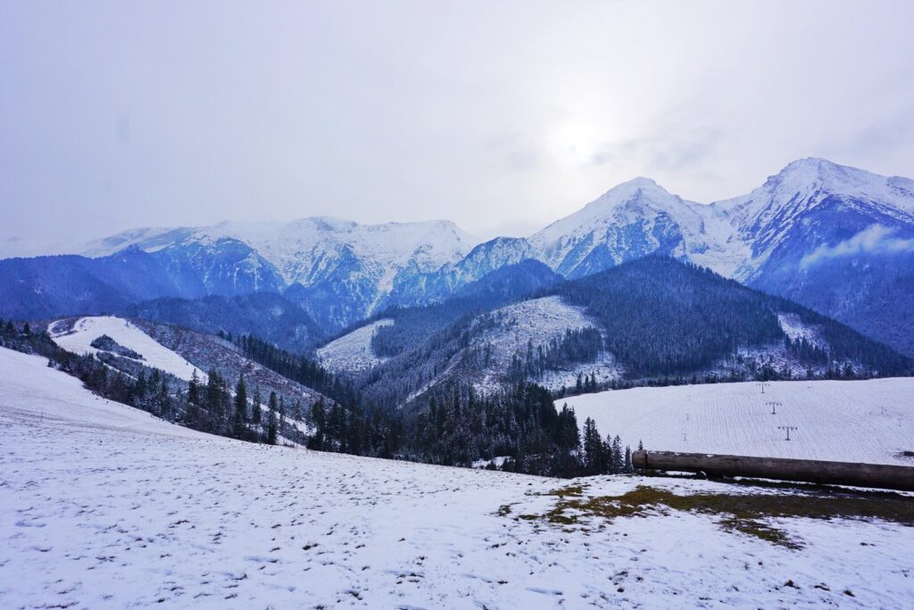 snowy mountains snowy mountains | Diary from Around the World