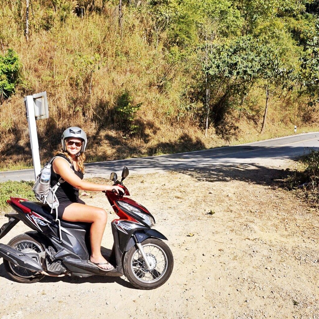 heading to Pai on motorbike