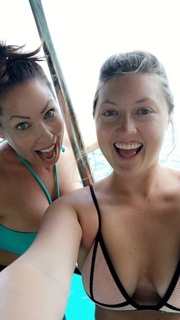 tourists selfie 9 Painless Ways to Make Friends While Traveling Solo