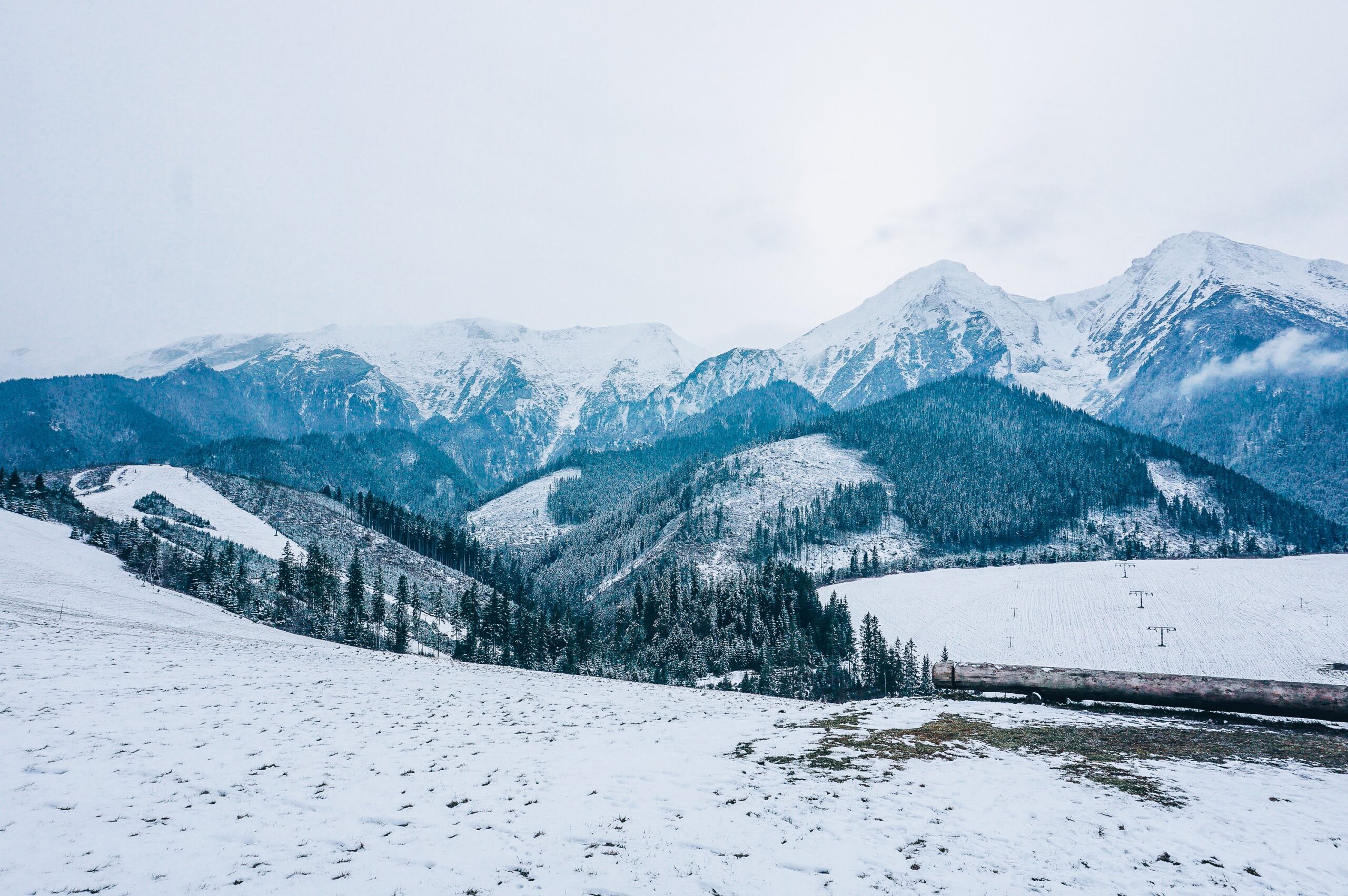 mountains covered in snow mountains covered in snow