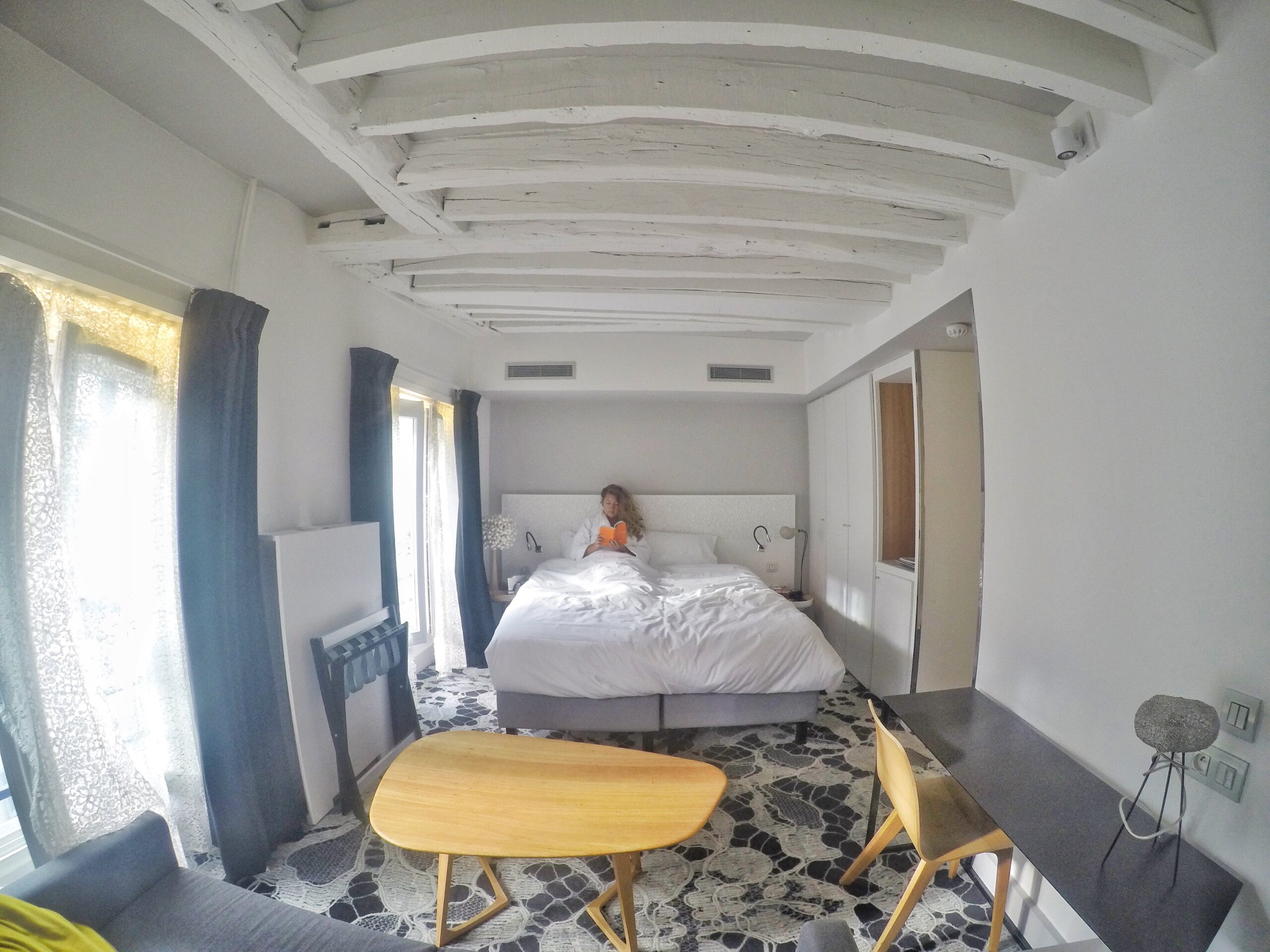 Hotel Chavanel price