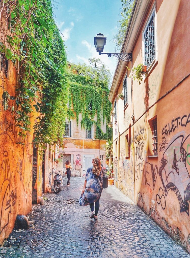 Trastevre neighborhood-Rome | Diaries in Italy and Morocco