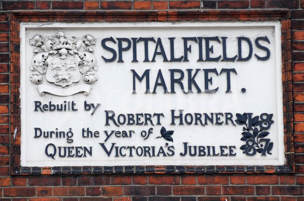 My Top 5 Favorite London Markets - Spitafields Market
